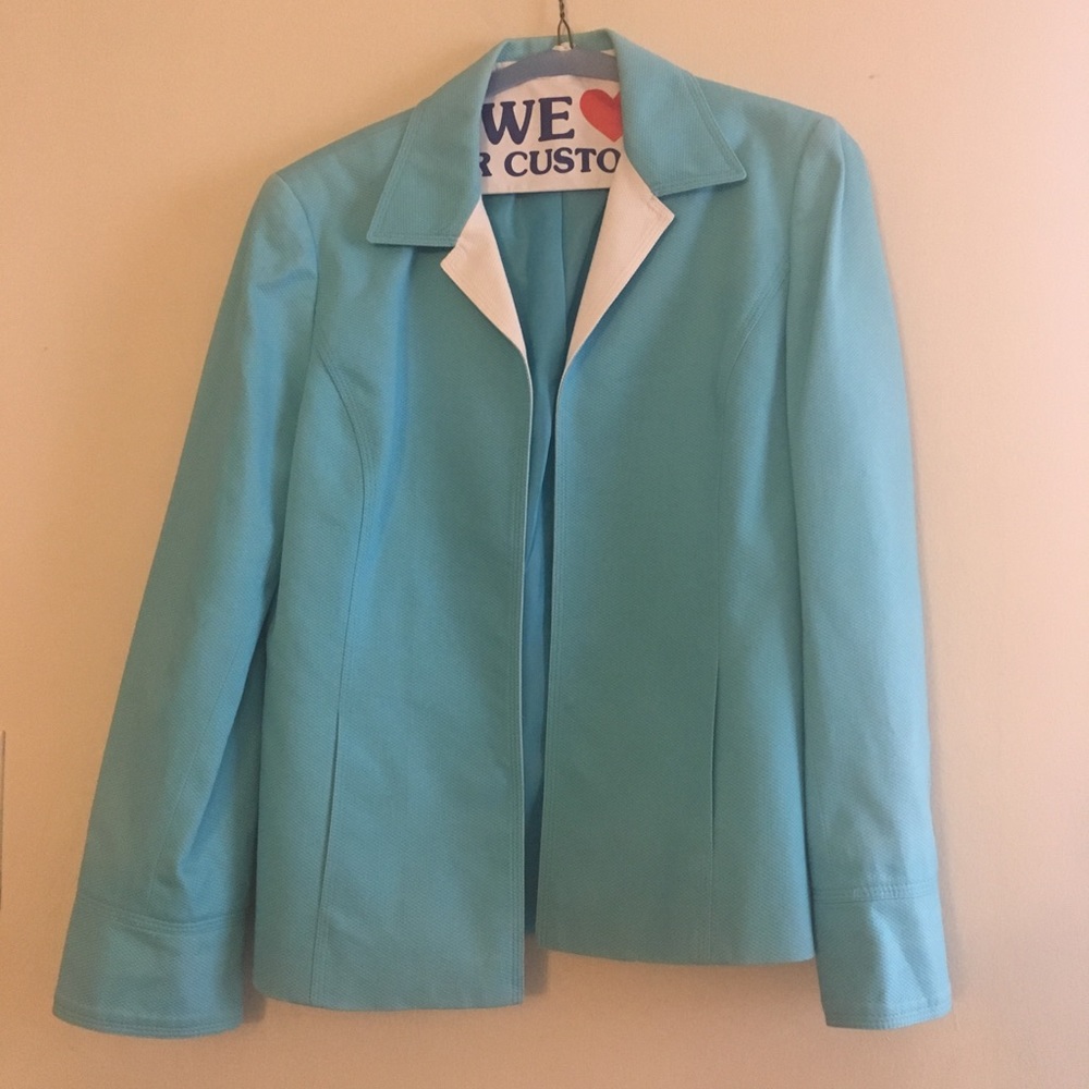 Women’s size 4 skirt suit
